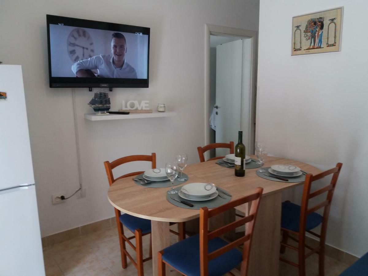 Apartment Fortuna Nečujam Kültér fotó